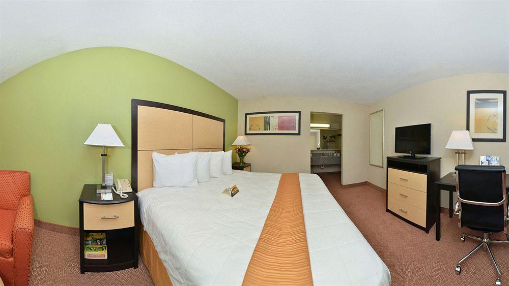 Red Roof Inn Plus+ Dallas - Addison Værelse billede