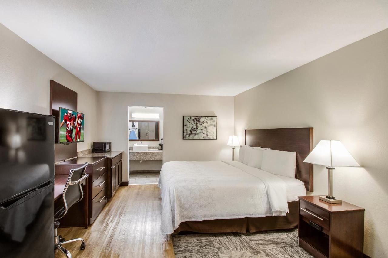Red Roof Inn Plus+ Dallas - Addison Eksteriør billede