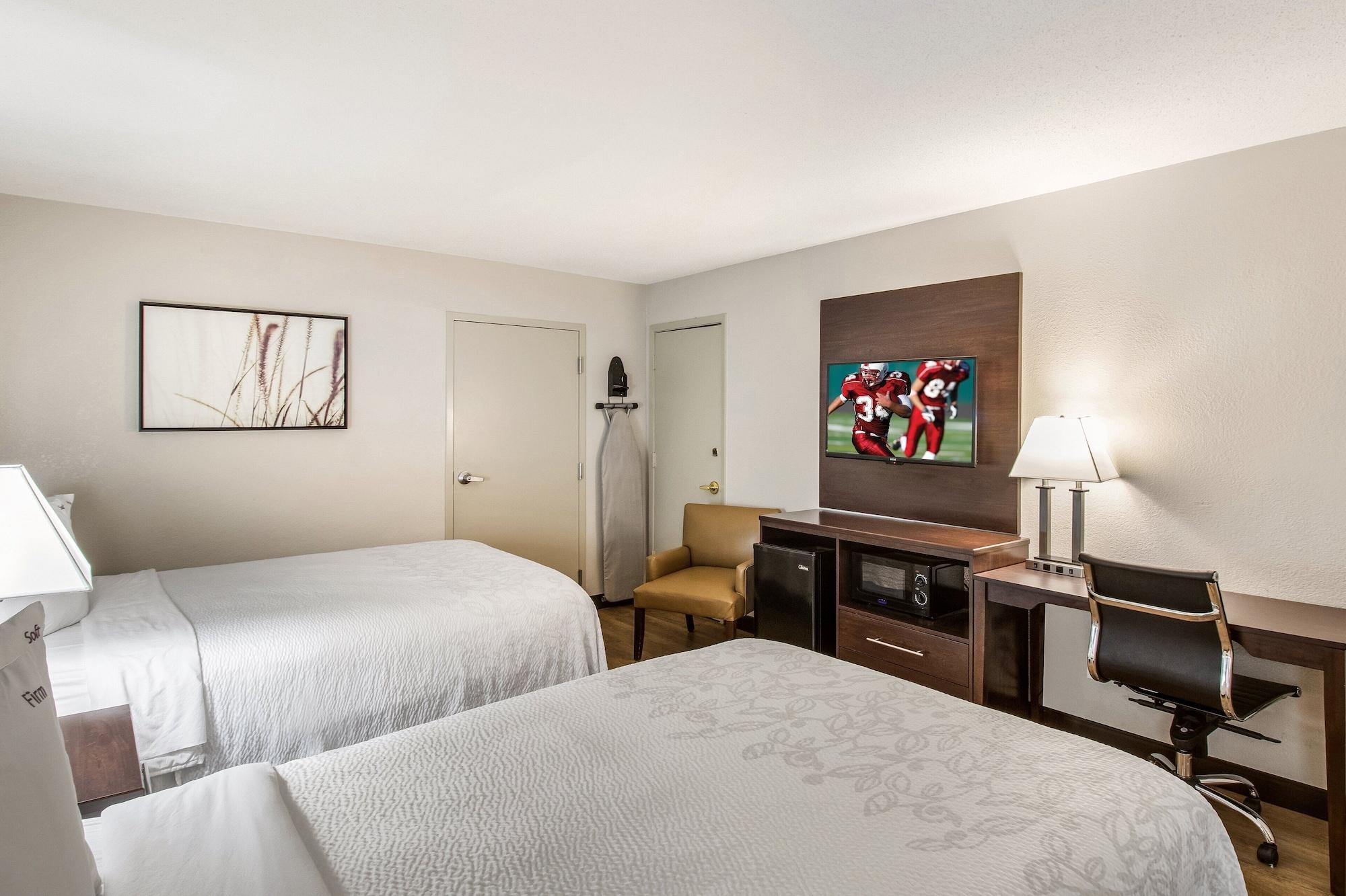 Red Roof Inn Plus+ Dallas - Addison Eksteriør billede