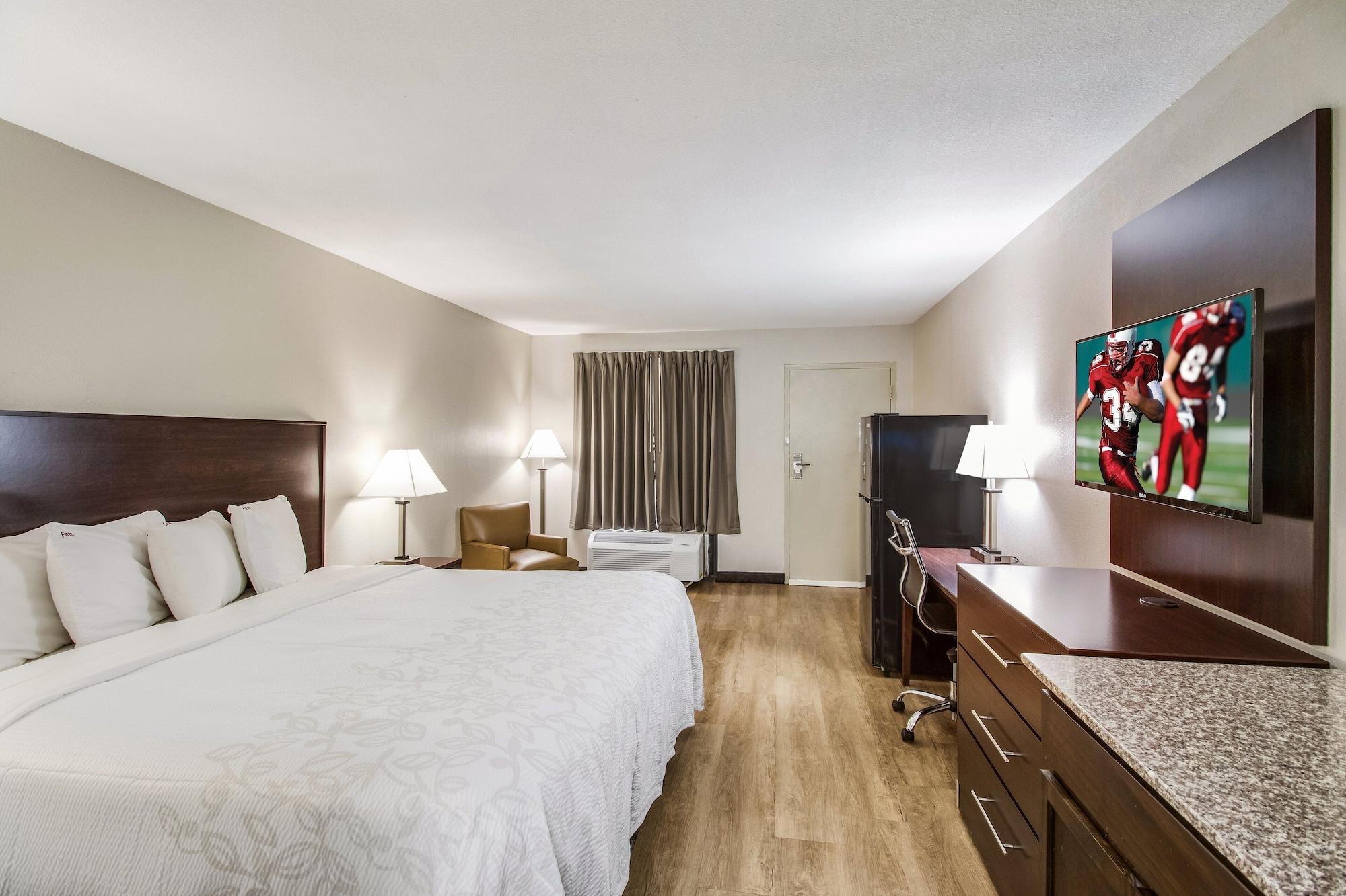 Red Roof Inn Plus+ Dallas - Addison Eksteriør billede