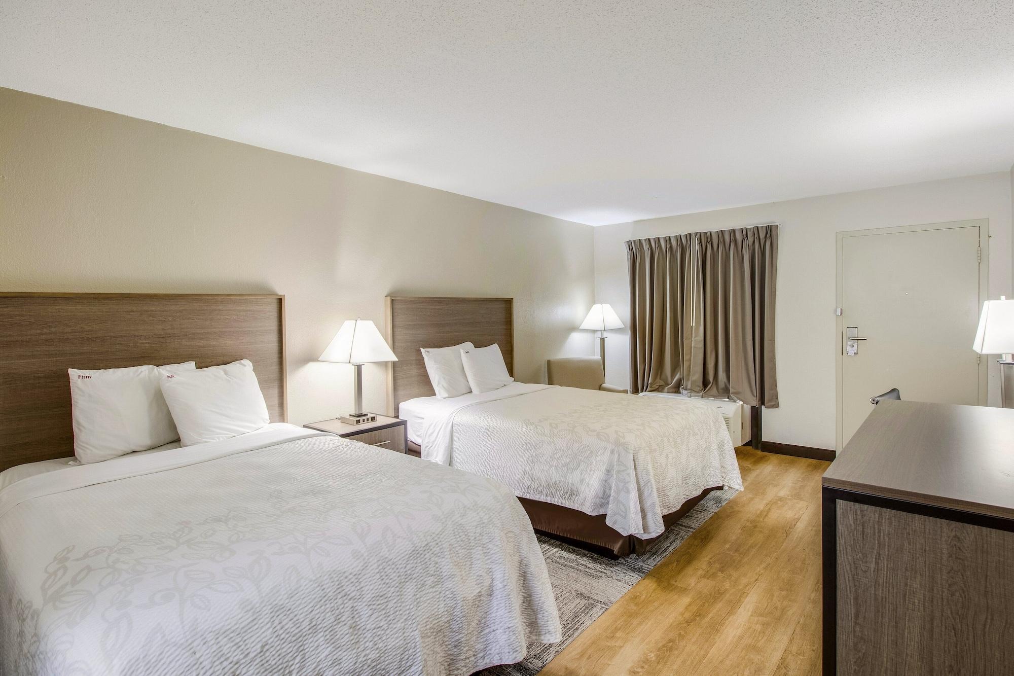 Red Roof Inn Plus+ Dallas - Addison Eksteriør billede