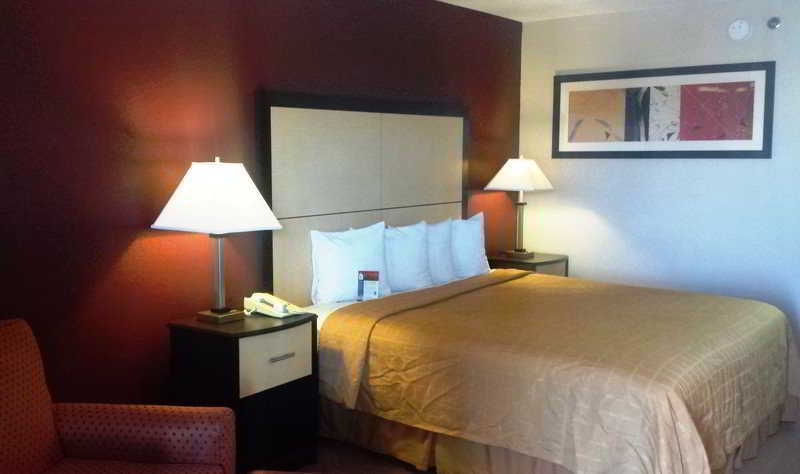 Red Roof Inn Plus+ Dallas - Addison Eksteriør billede