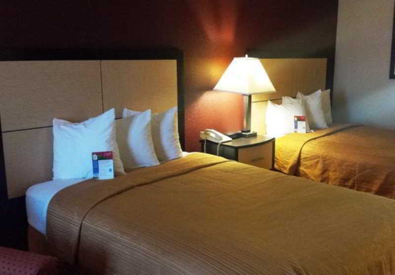 Red Roof Inn Plus+ Dallas - Addison Eksteriør billede
