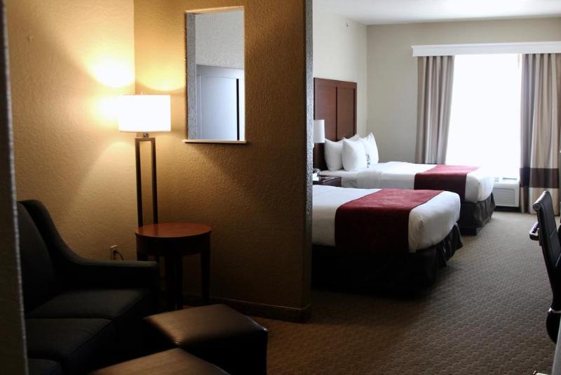 Red Roof Inn Plus+ Dallas - Addison Eksteriør billede